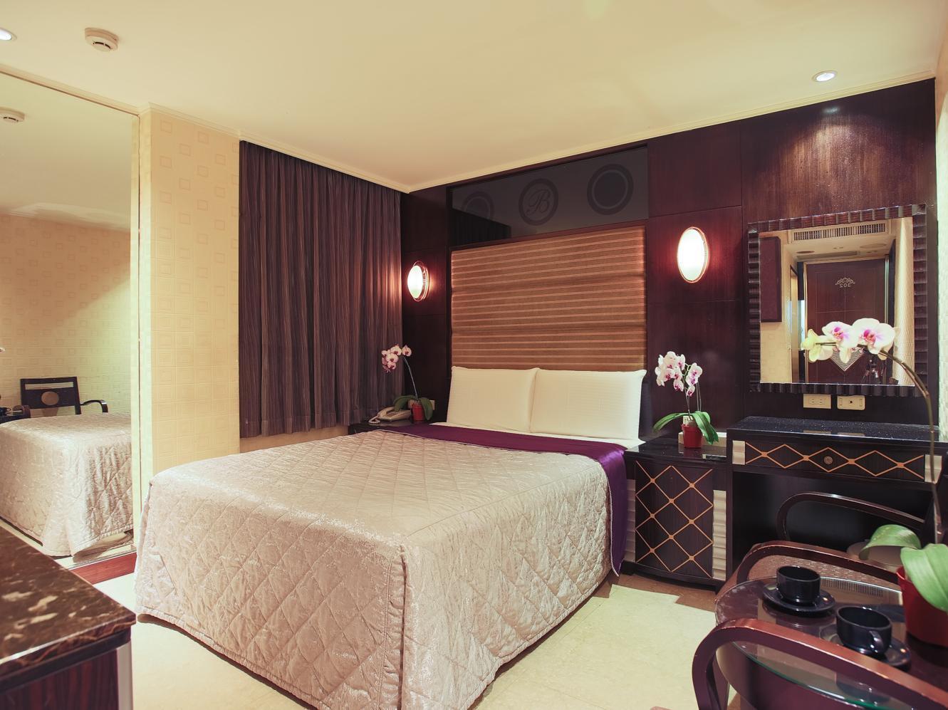 Best Love Boutique Hotel Тайбэй Экстерьер фото