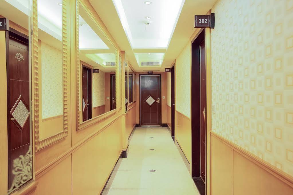 Best Love Boutique Hotel Тайбэй Экстерьер фото