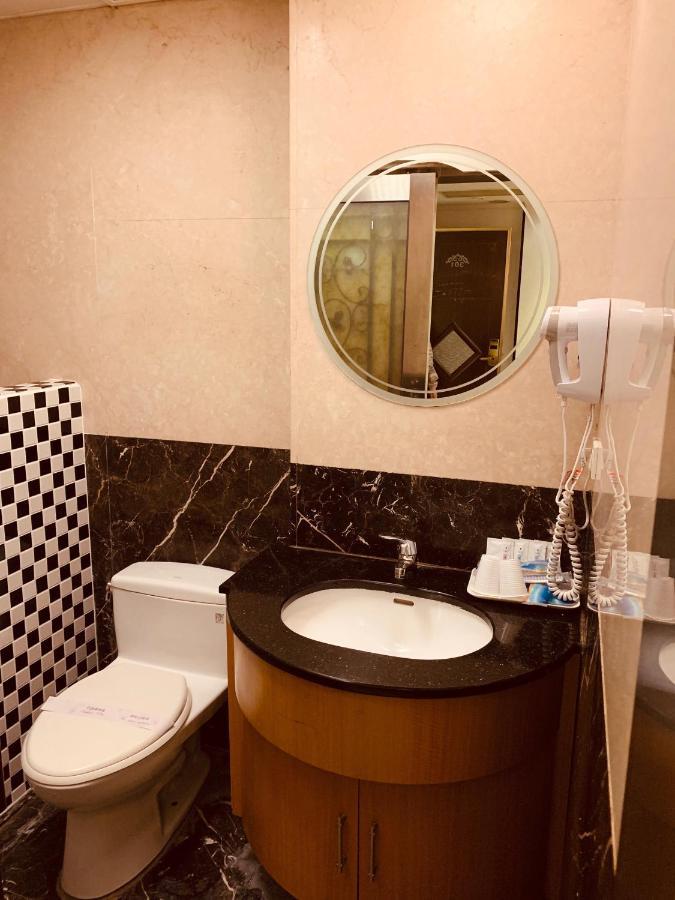 Best Love Boutique Hotel Тайбэй Экстерьер фото
